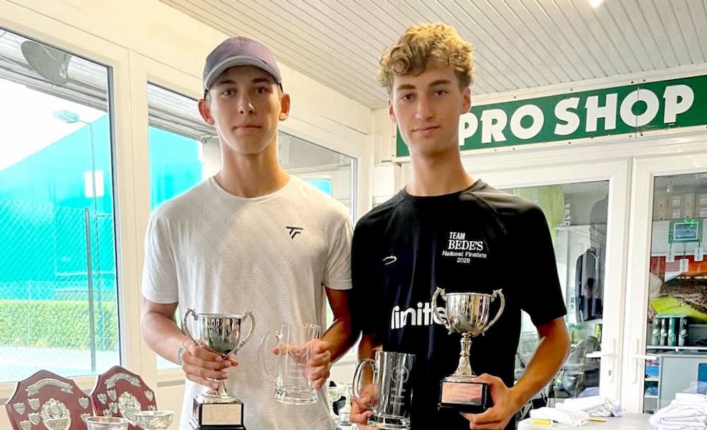Bede's School serves up another outstanding summer of tennis success